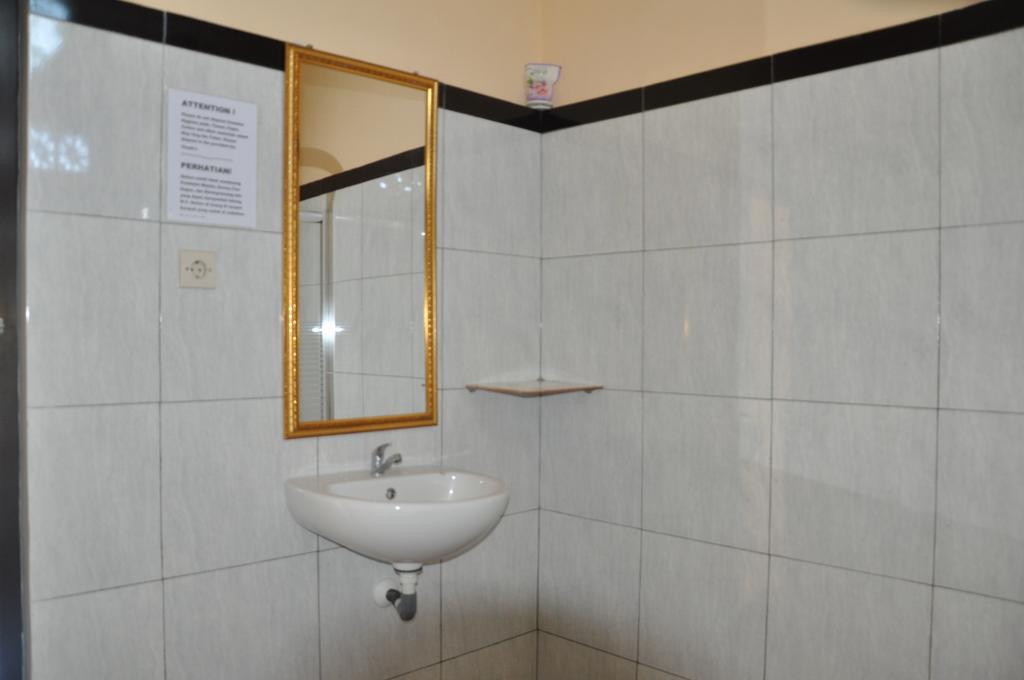 Summer Guesthouse Lovina Luaran gambar
