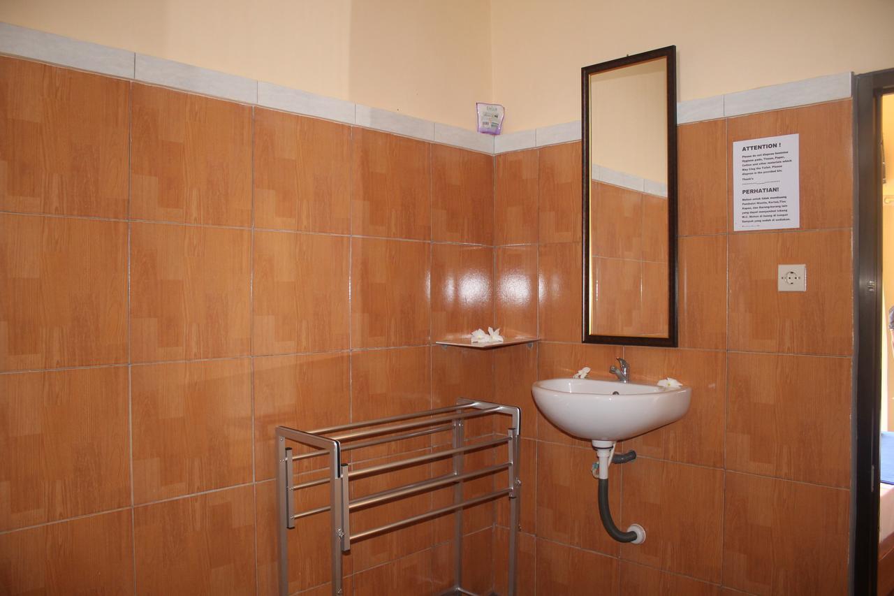 Summer Guesthouse Lovina Luaran gambar