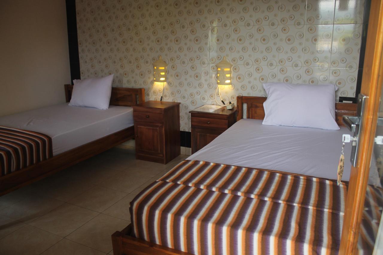 Summer Guesthouse Lovina Luaran gambar