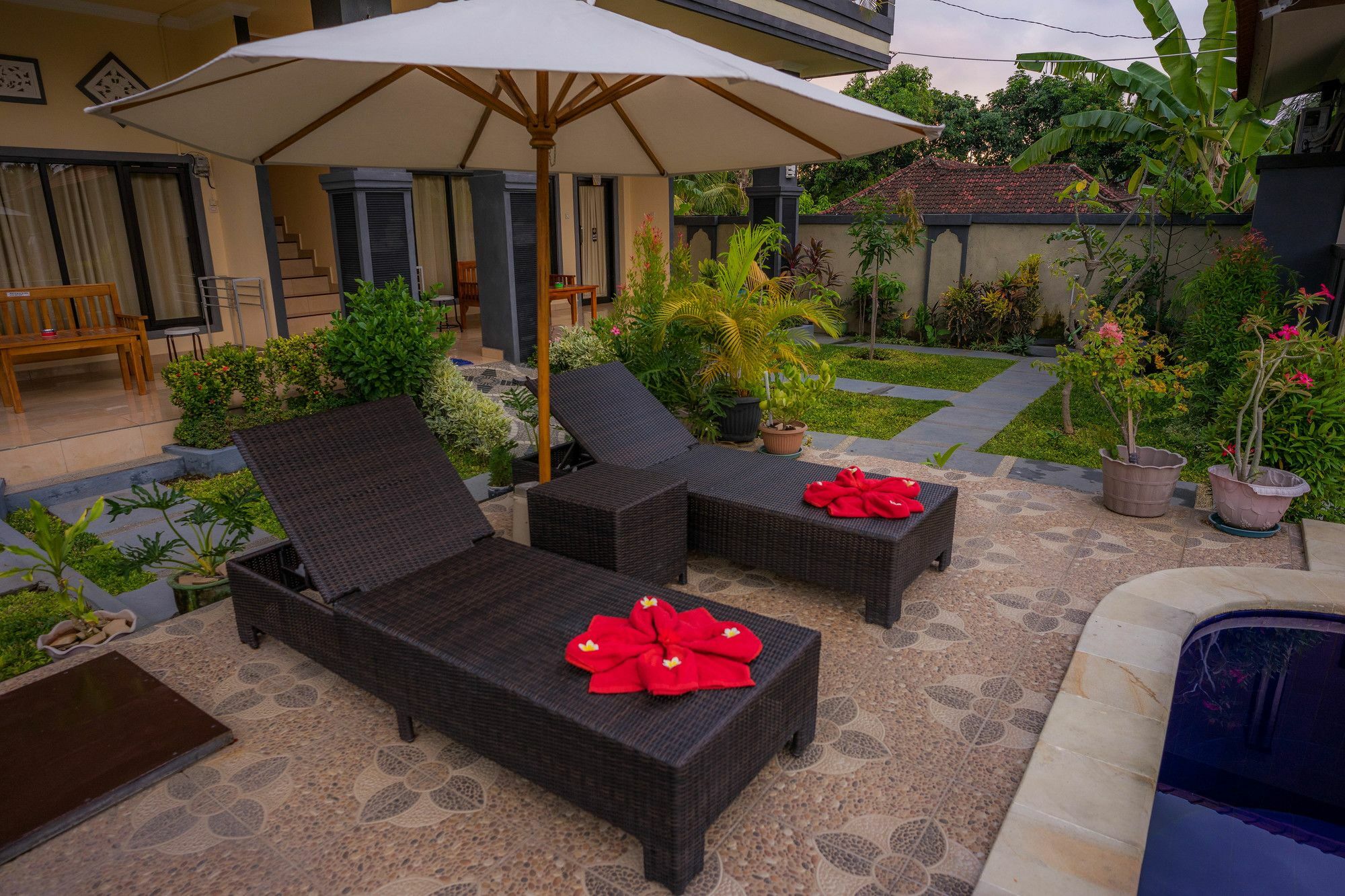 Summer Guesthouse Lovina Luaran gambar